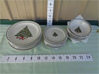 24 Pcs. Stoneware Christmas Set