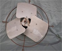 FAN MOTOR WITH BLADES