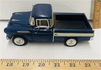 Vintage 1957 Chevy Cameo Pickup D/C Truck 1:28