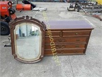 Wooden 5 drawer Dresser & Wood Frame Mirror