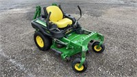 John Deere Z915E Mower