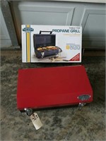 NEW TAIL GATE GEAR TABLE TOP PROPANE GRILL