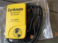 Earthmate GPS receiver