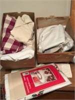 2 boxes of linens