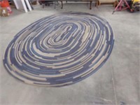 8'x10' Oval area rug