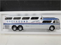 New Metal Greyhound Bus 9 1/2"