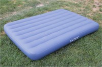 Inflatable Camping Full Size Vinyl Air Bed w/ Pump