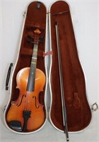 1/4 Violin No. 220 Mo. 900, Suzuki Violin Co., LTD