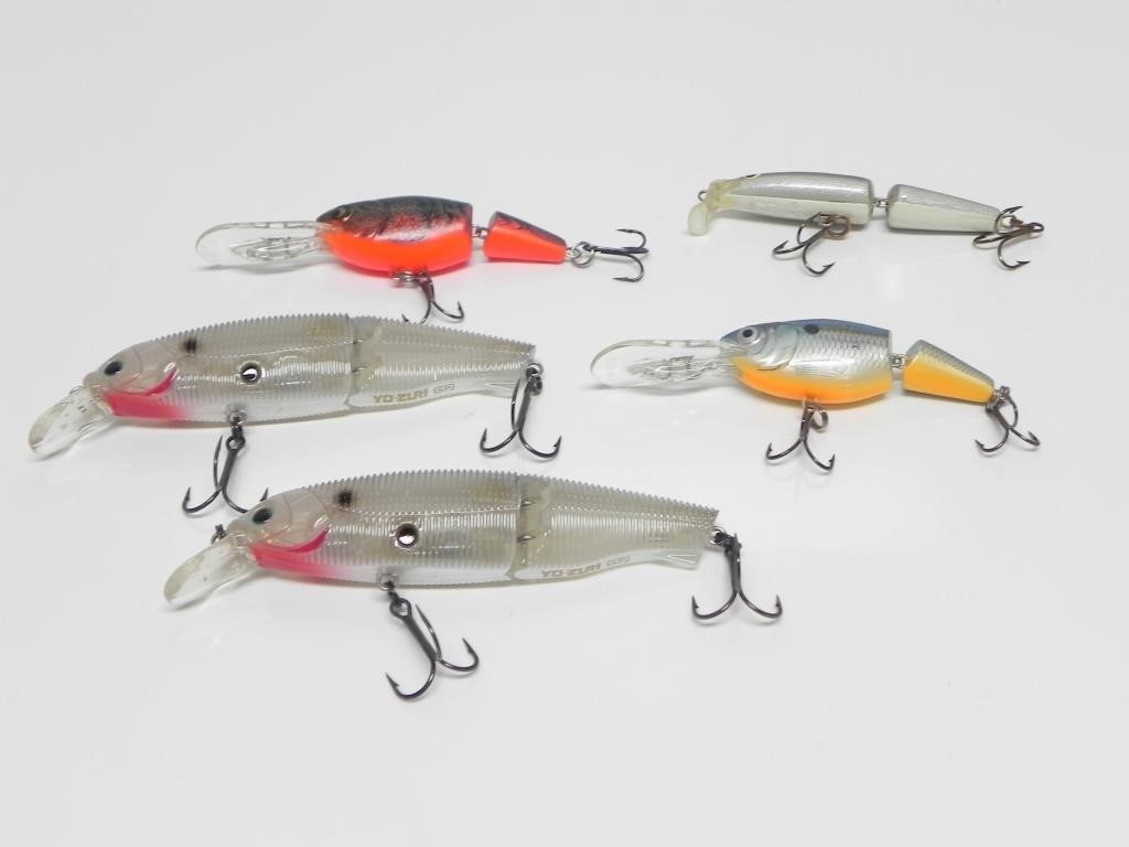 5 JOINTED TREBLE HOOK LURES-SOME RATTLE, YO-ZURI