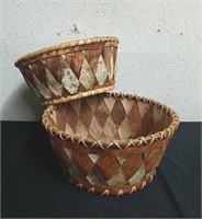 10x 4.5 in and 9x 4 in decorative baskets