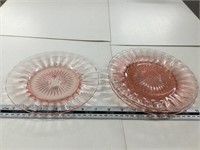 4 pink glass plates