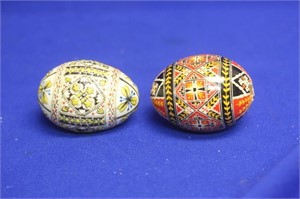 Lot of 2 Decorative Real Eggs