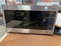 Panasonic Carousel Inverter microwave