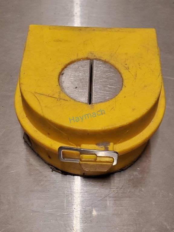 SAFETY BLADE DISPOSAL CASE