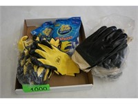 COLLECTION OF BRAND NEW INDUSTRIAL RUBBER GLOVES;