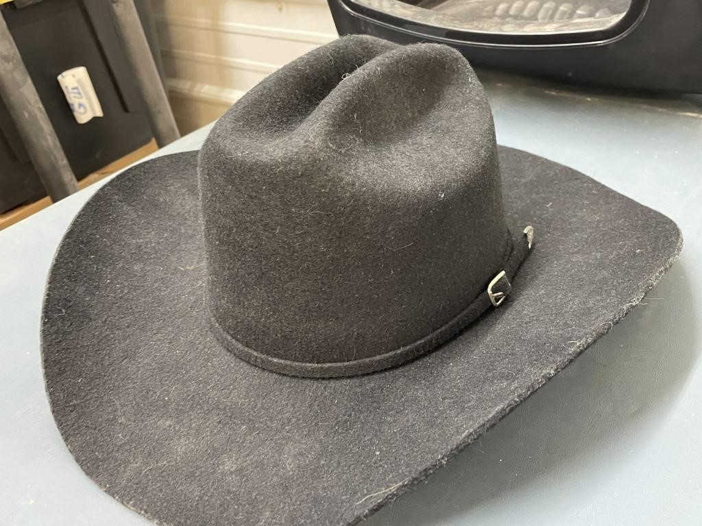 Summit hat cowboy hat size large