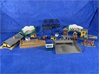 HO Train Accessories, Bridge, Tunnel, Town,