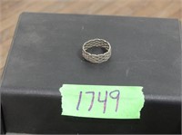 Ring Size 9