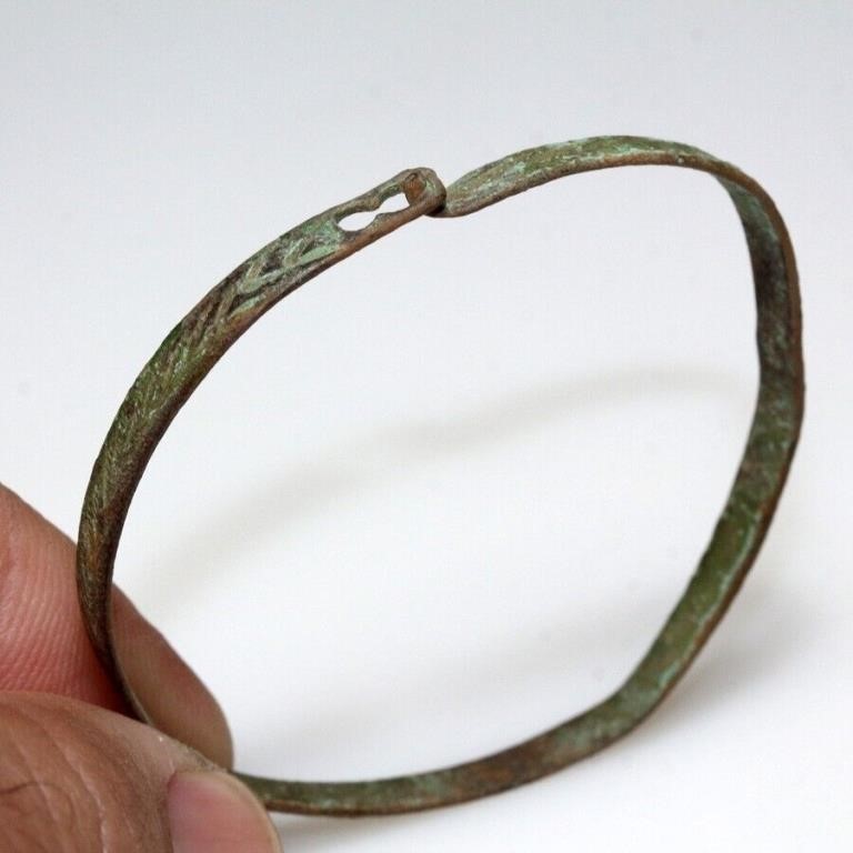 Ancient Byzantine Bronze decorated bracelet bangle