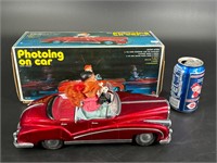 BATTERY OPERATED TIN LITHO PHOTOING IN CAR IN BOX