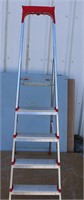 Leifheit 650 Aluminum Ladder