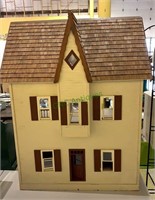 Professionally made doll house by John