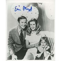 Erin Murphy signed "Bewtiched" signed photo