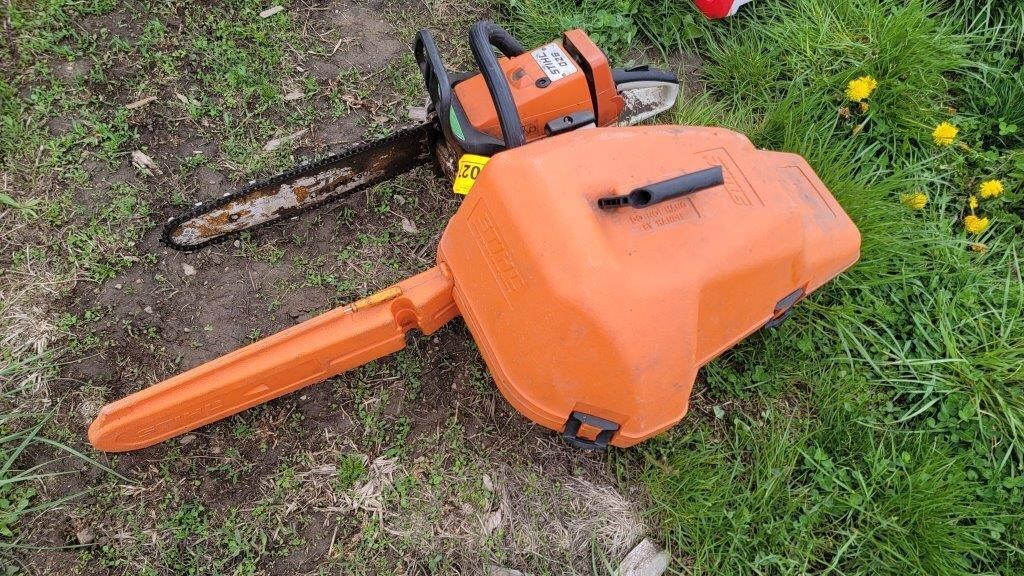 Chainsaw and case
