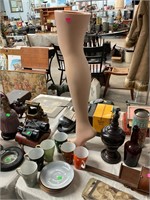 Mannequin Leg