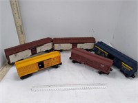 Lionel Assorted Cars Cattle Car 2 Santa Fe