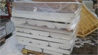 Pallet of new & used lighting