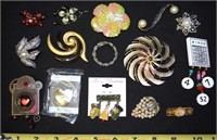 Large lot Vintage-Contempo Brooches w/ Sarah Cov