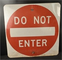 Large "Do Not Enter" Street Sign
