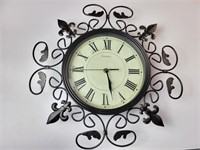 Metal Wall Clock 15½"x15½"