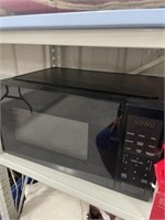 MICROWAVE OVEN