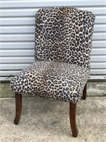 Cheetah Pattern Armless Chair