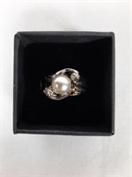 ANTIQUE STYLE VICTORIAN PEARL RING