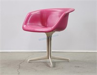 Eames Style Swivel Vinyl Shell Chair