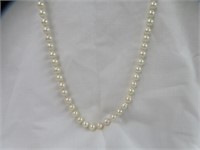 LADIES SINGLE STRAND PEARL BEAD NECKLACE