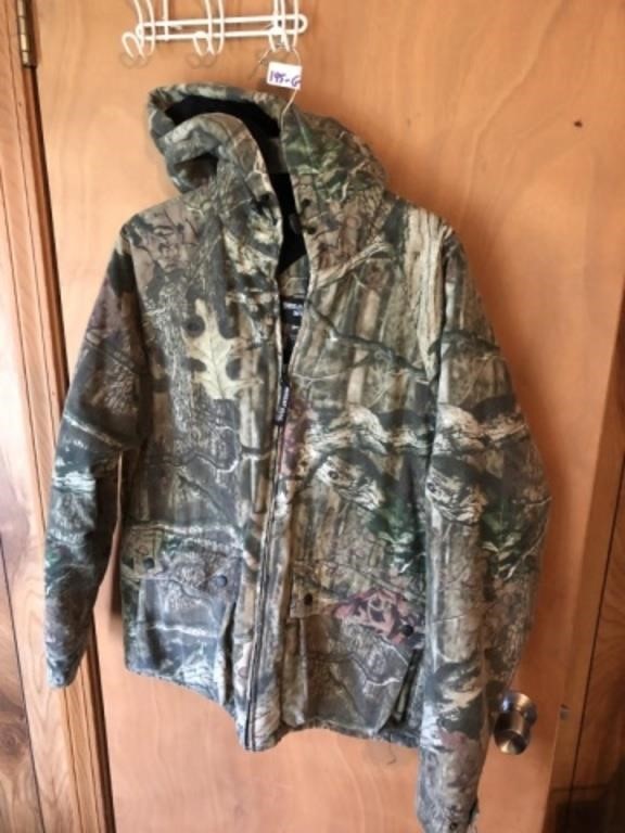 Mossy Oak Camo Hooded Jacket