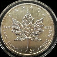 2011 CANADA $5 SILVER COIN MAPLE LEAF