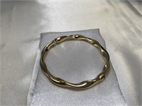 14k Geometric Soft Twist Bangle Bracelet
