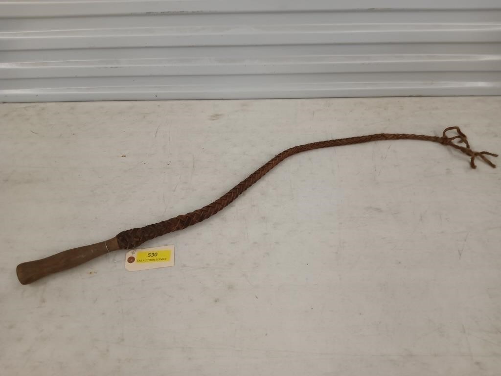 36" leather whip