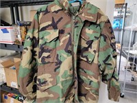 Us Military Cold Weather Jacket (medium)