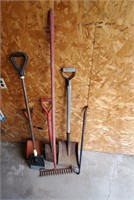 Used Outdoor Yard/Garden Tools x6