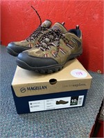 Magellan Prowler XP Boots Size 10.5 Wide