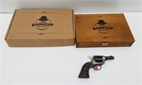 NEW Heritage Barkeep revolver set in wood case