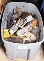 Large Box Lot: Shoes