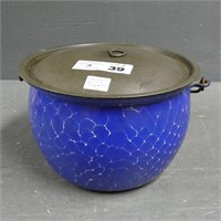 Early Blue & White Chicken Wire Agate Pail