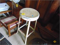 Retro metal stool